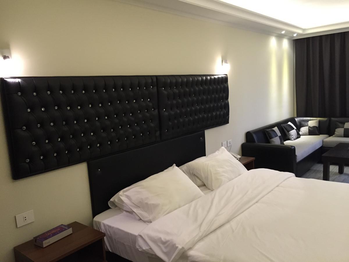 Aphrodite Hotel Ţabarjā Oda fotoğraf