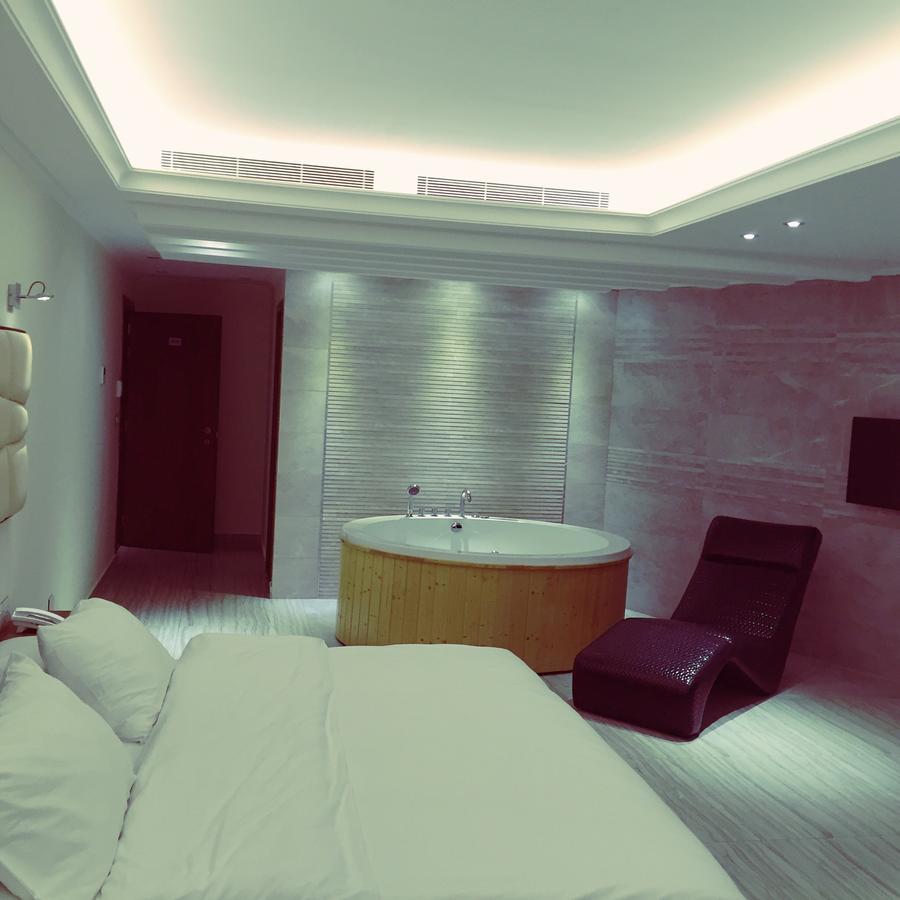 Aphrodite Hotel Ţabarjā Dış mekan fotoğraf