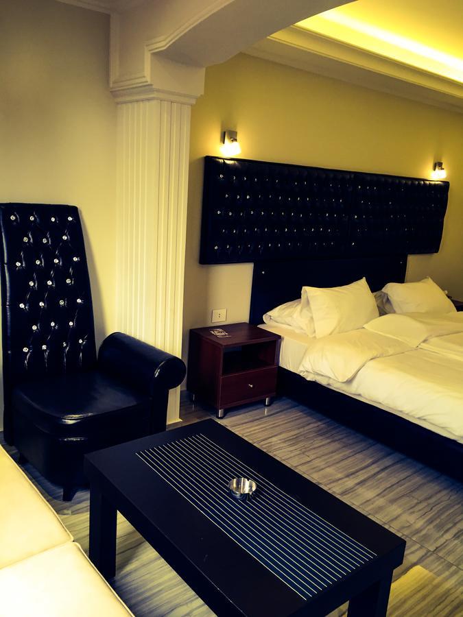 Aphrodite Hotel Ţabarjā Dış mekan fotoğraf